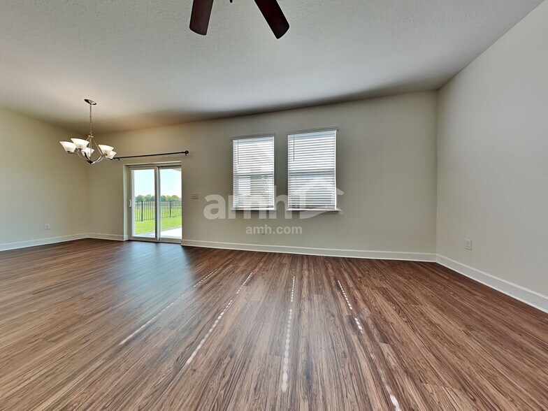 Building Photo - 1005 Walden Pond Dr