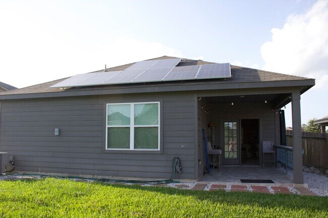 Building Photo - 10710 Spring Brook Pass Dr
