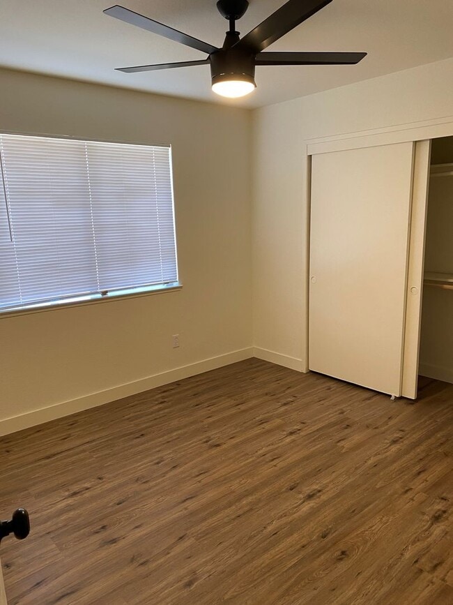 Building Photo - 5917 Stone Bridge Ln