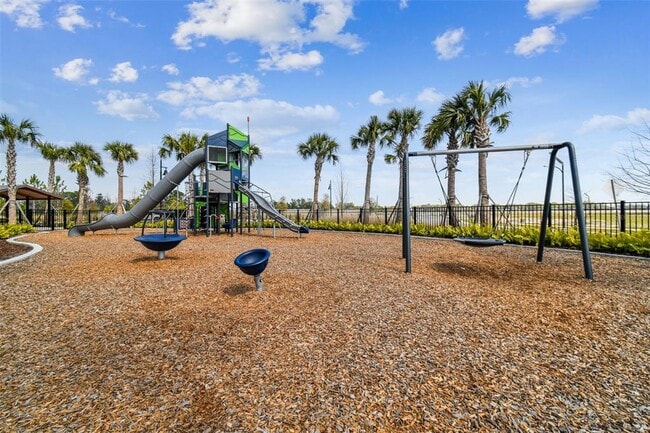 Building Photo - 1712 Tropical Oasis Ave