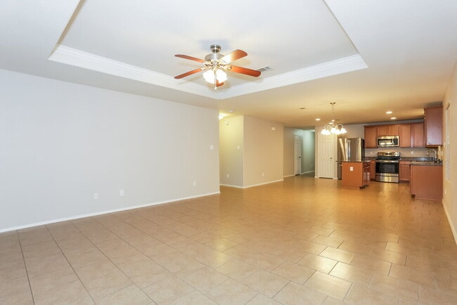 Building Photo - 128 Feverbush Dr