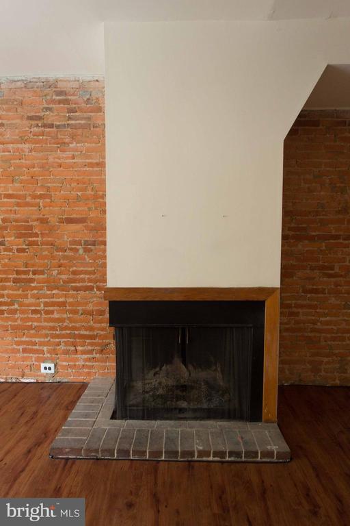 Building Photo - 2031 South St