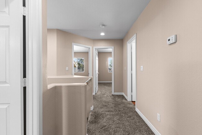 Building Photo - NW!! GATED!! Playground!!!Low maintenance ...
