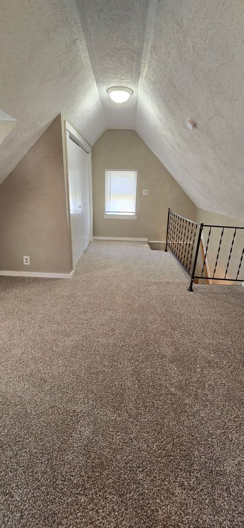 Building Photo - Freshly Updated Interior! 2 Bed 1.5 Bath Home - Alexandria IN