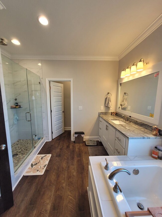 Building Photo - Spacious 4BR Home with Inground Pool, Open Split Floor Plan & Side-Entry Garage