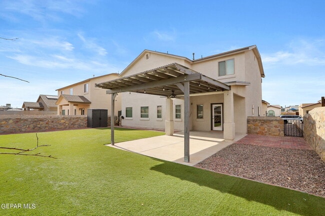 Building Photo - 14708 Tierra Garcia Dr