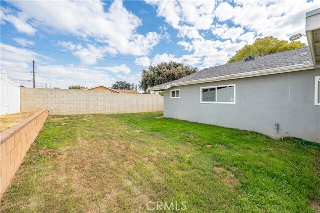 Building Photo - 419 E Payson St