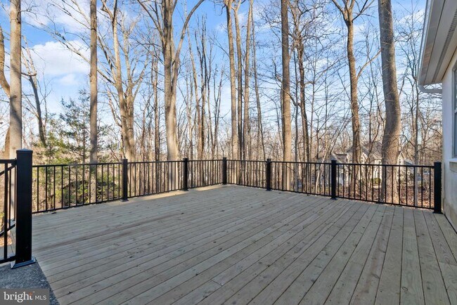 Building Photo - 6115 Stoney Hill Rd