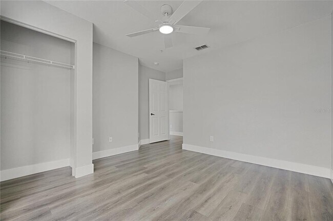Building Photo - 4007 Venetian Bay Dr