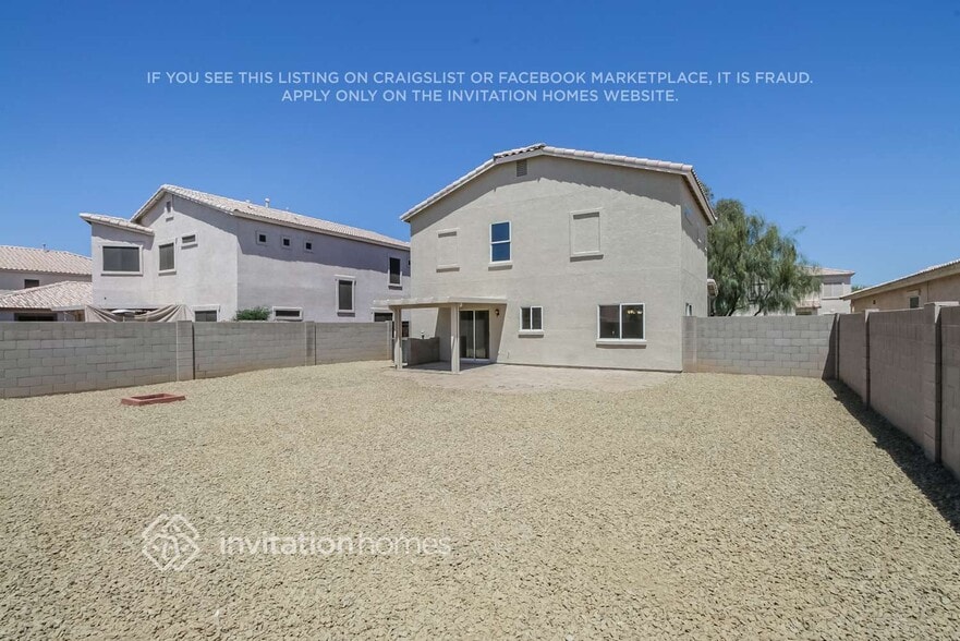 Building Photo - 13207 W Crocus Dr