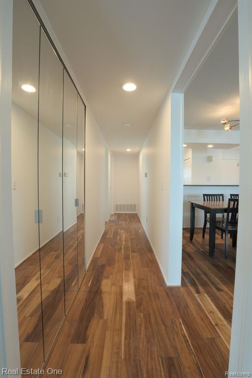 Building Photo - 1944 Klingensmith Rd