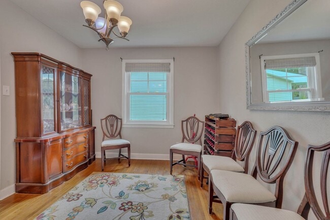 Building Photo - Charming 3-Bedroom Home in Savannah’s Parkside Neighborhood