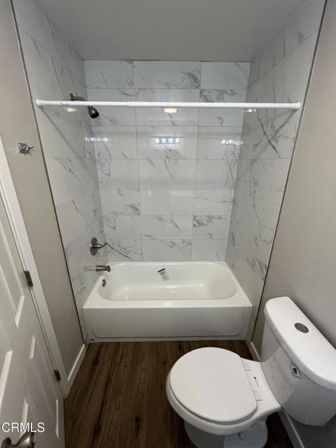 Building Photo - 736 Thoreau Ln