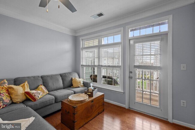 Building Photo - 508 Sunset View Terrace SE