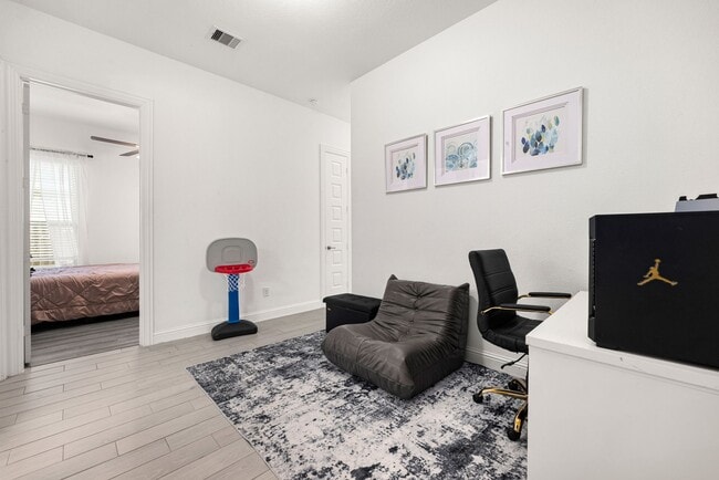 Building Photo - 31611 Donoso Dr