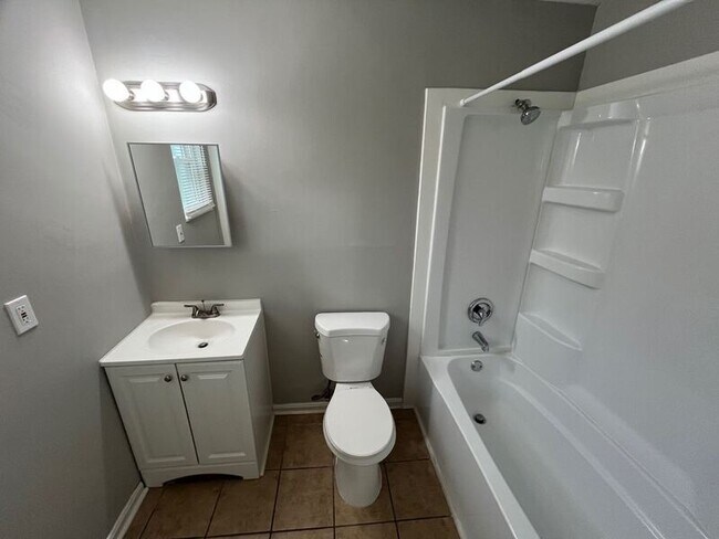 Building Photo - 2143 St Johns Pl