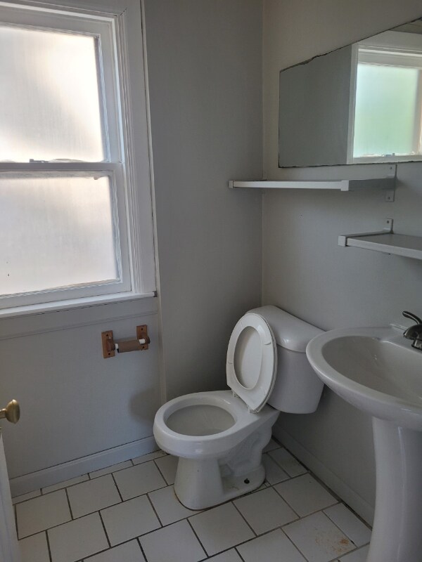 Building Photo - 1725 Talbot St