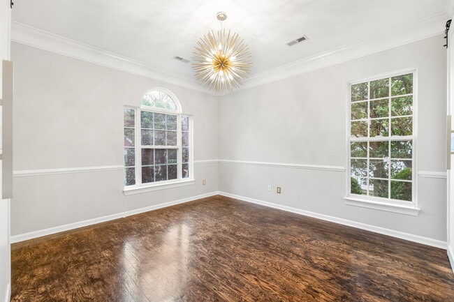 Building Photo - 8418 Bampton Dr