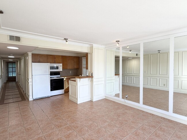 Building Photo - 273 Cypress Point Dr