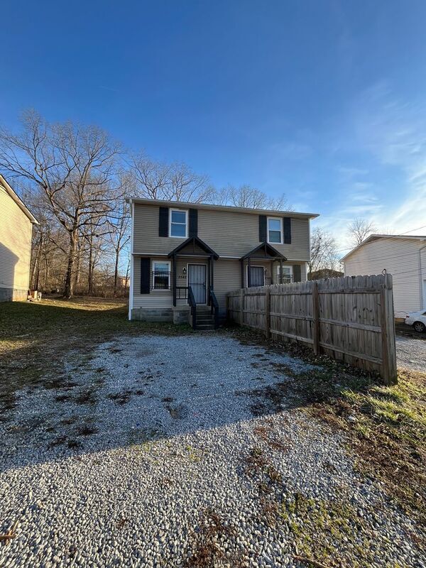 Building Photo - 2542 Highland Trace Dr