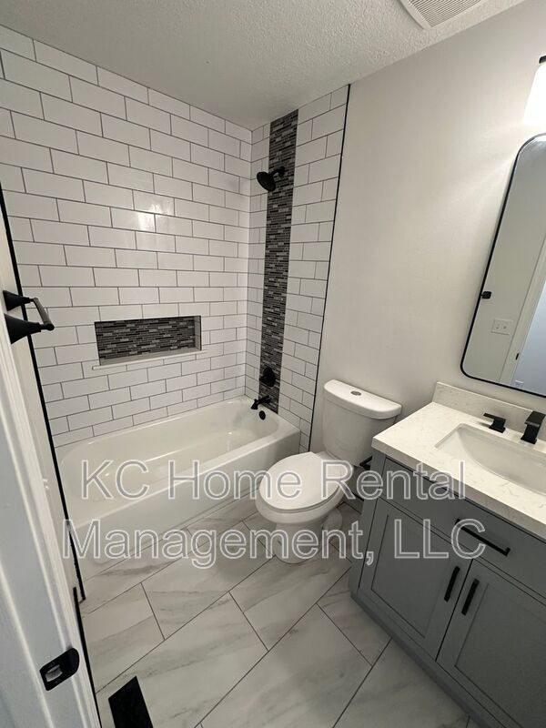 Building Photo - 1809 NW 79th Terrace