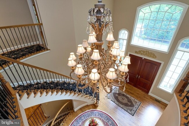 Building Photo - 7841 Montvale Way