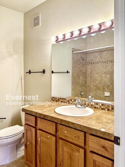 Building Photo - 7050 E Sunrise Dr