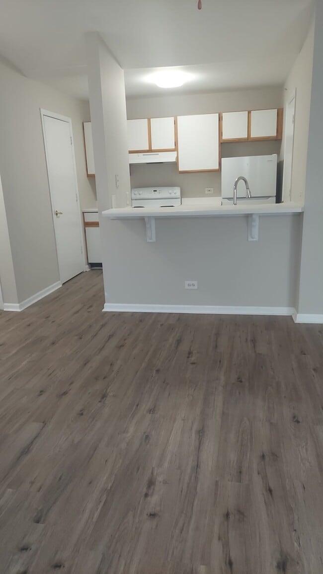 Building Photo - 1506 Spring Brook Ct