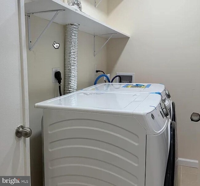 Building Photo - 6038 Doyle Rd