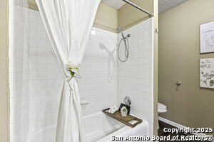 Building Photo - 112 Suncliff Dr