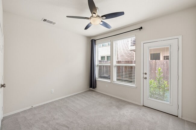 Building Photo - 3104 Roseland Terrace Ln