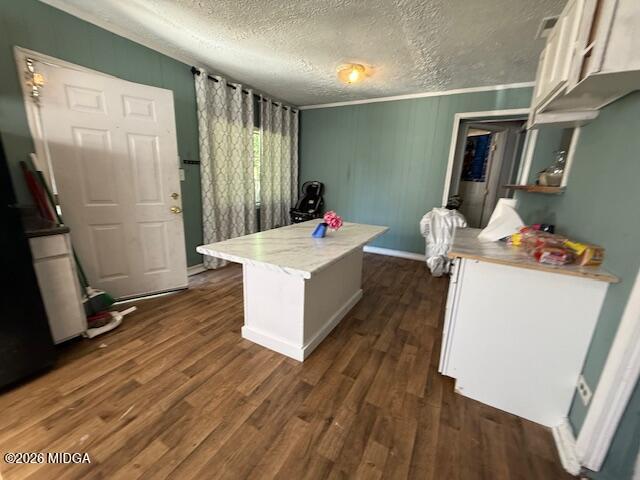 Building Photo - 3207 Seminole Ave