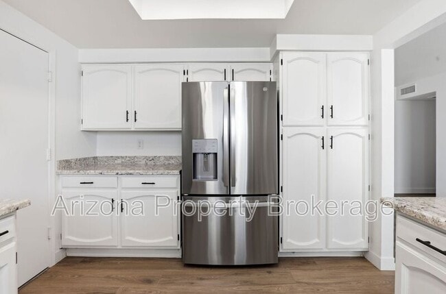 Building Photo - 2291 W Orchid Ln