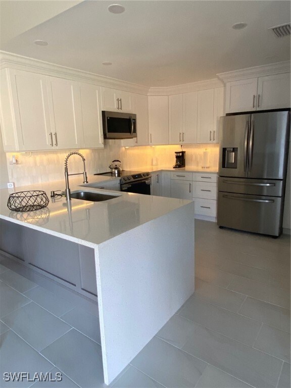 Building Photo - 6303 Royal Woods Dr