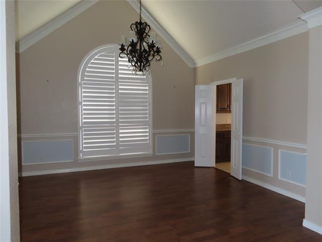 Building Photo - 818 Hunters Glen