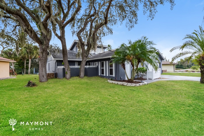 Building Photo - 11 Maple Run