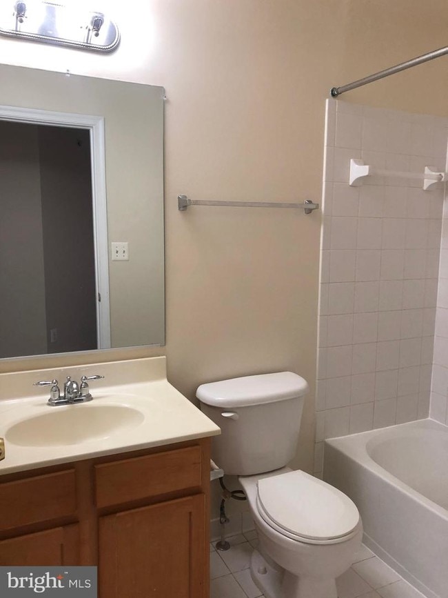 Building Photo - 12216 Open View Ln