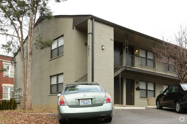 Building Photo - Flats On Frankfort