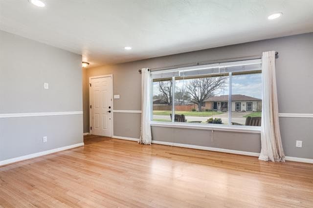 Building Photo - 2418 Patricia Ln