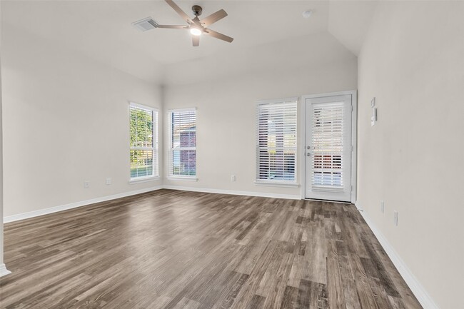 Building Photo - 8507 Forest Arbor Ct