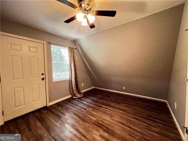 Building Photo - 351 Valley View Cir SE