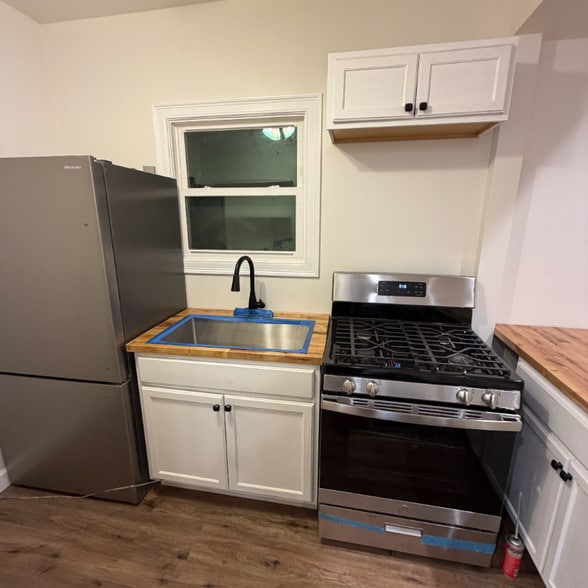 Building Photo - 5416 Black St