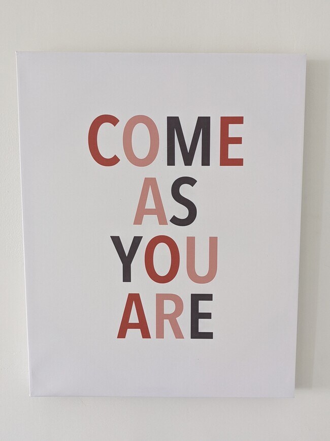 Building Photo - 308 Seaview St