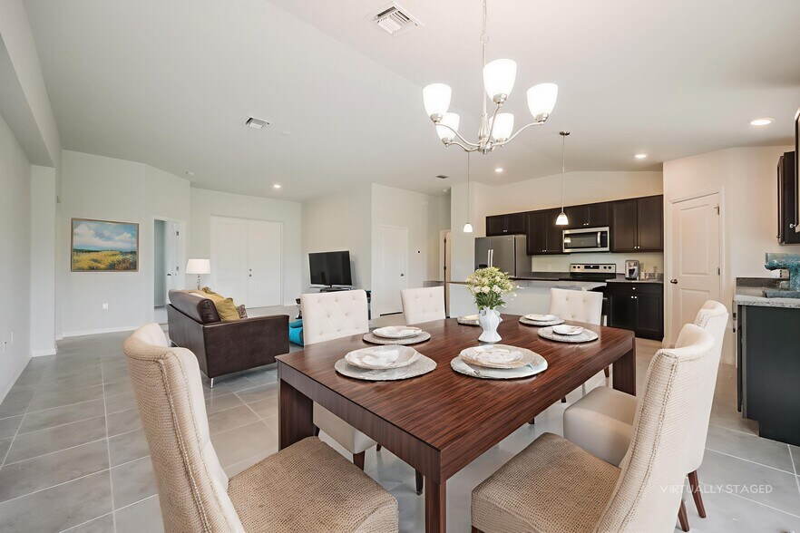 Building Photo - 2816 8th St W