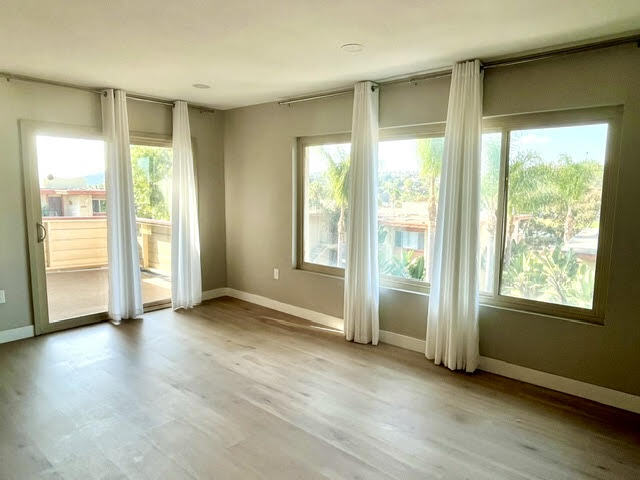 Building Photo - 6824 Hyde Park Dr