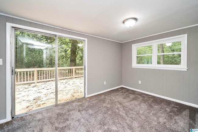 Building Photo - 2136 Arcadia Rd