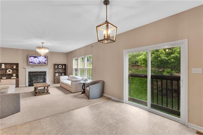 Building Photo - 207 Eddie Lewis Dr