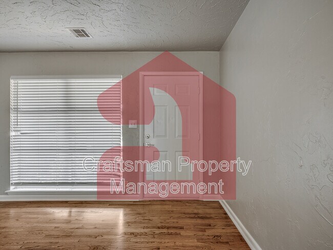 Building Photo - 10504 Ridgeview Dr