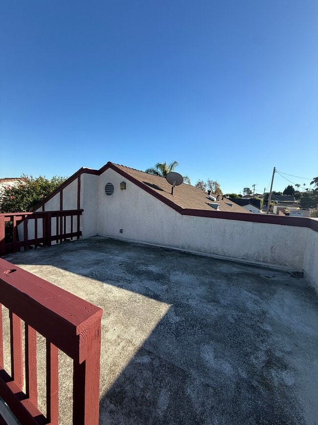 Building Photo - San Pedro 4 bedroom, 3 Bath Home with yard and Deck! Available NOW!