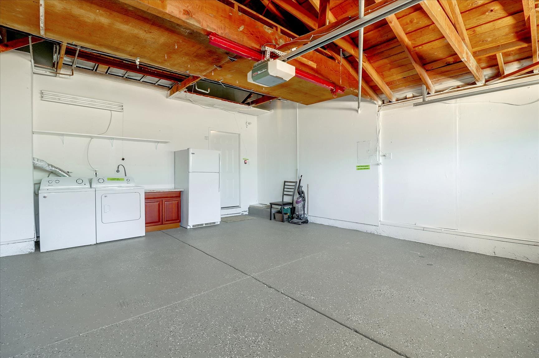 Building Photo - 33775 SINSBURY WAY
